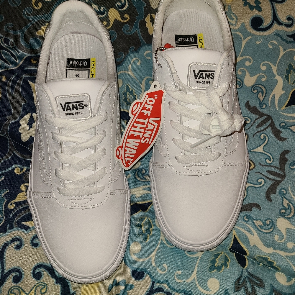 Vans White Leather Size 8
